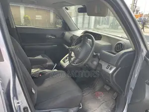 Toyota Corolla Rumion Hatchback 1.8 FWD 2009 Gray
