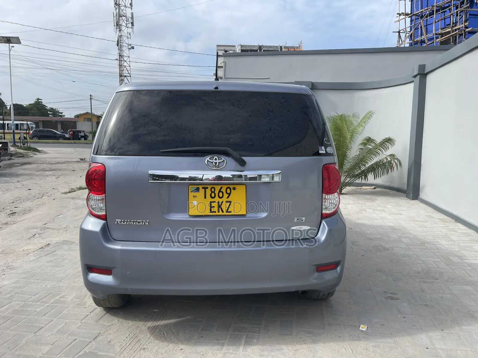 Toyota Corolla Rumion Hatchback 1.8 FWD 2009 Gray