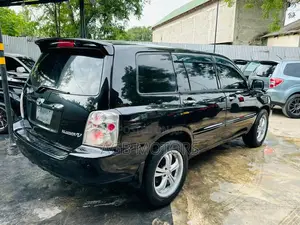 Toyota Kluger 2004 Black