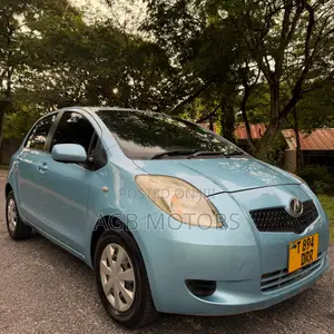 Toyota Vitz 1.3 AWD 5dr 2008 Blue