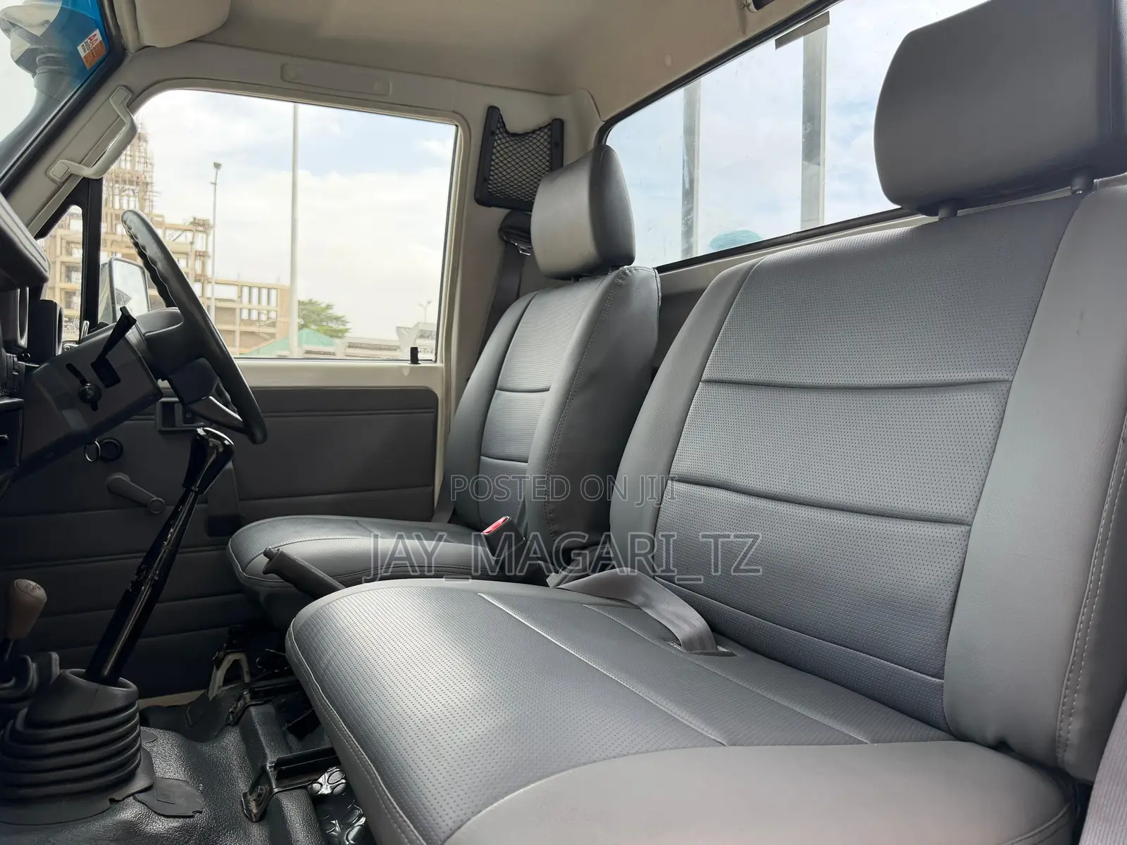 Toyota Land Cruiser 2009 White