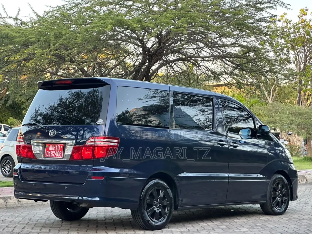 Toyota Alphard 2007 Blue