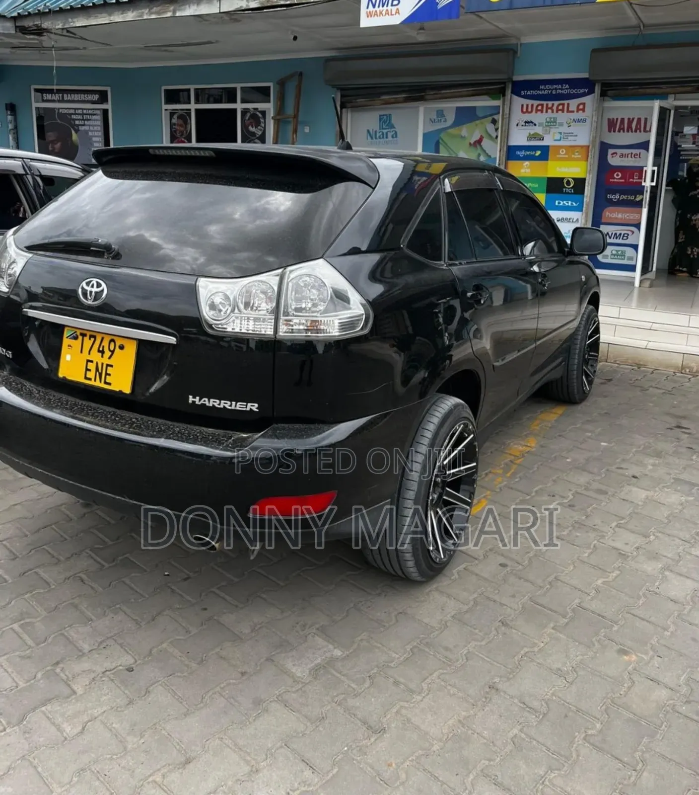 Toyota Harrier 2.4 2006 Black