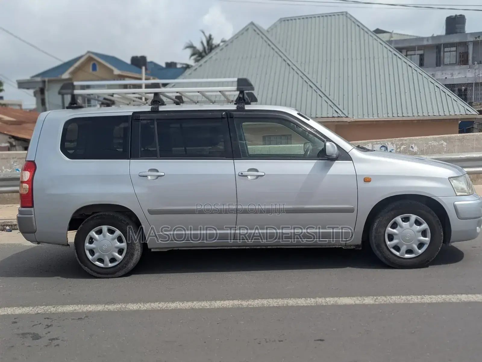 Toyota Succeed 2002 Silver