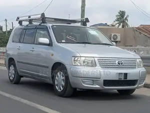 Toyota Succeed 2002 Silver