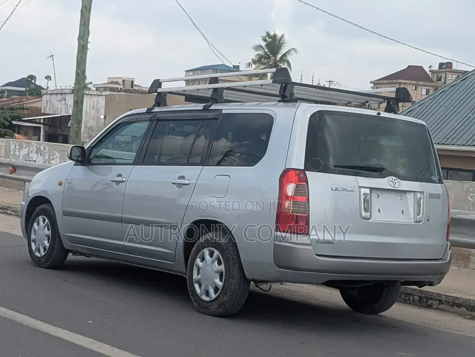 Toyota Succeed 2002 Silver