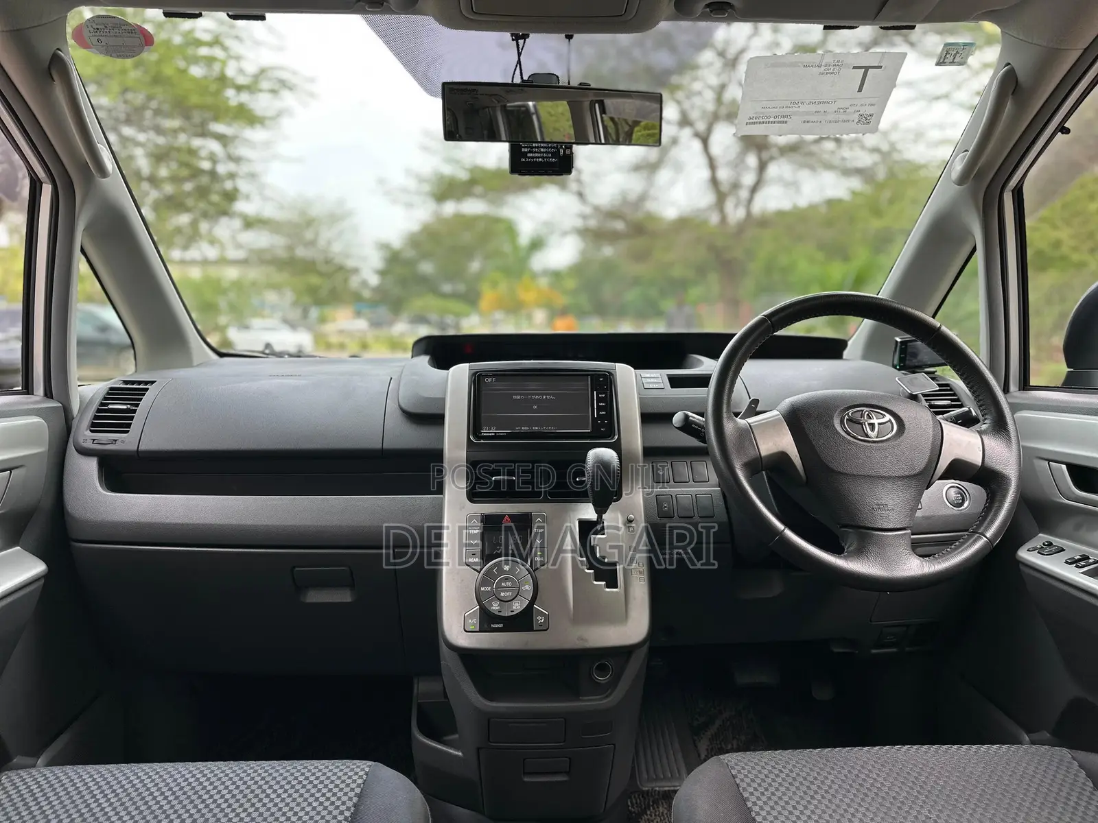 Toyota Noah 2008 Silver