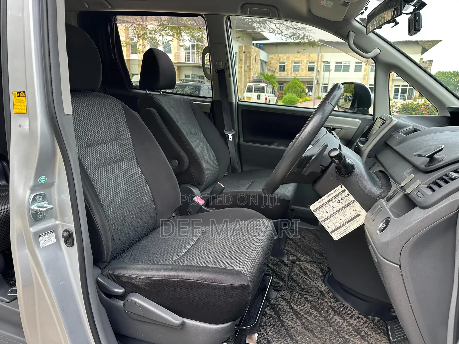 Toyota Noah 2008 Silver