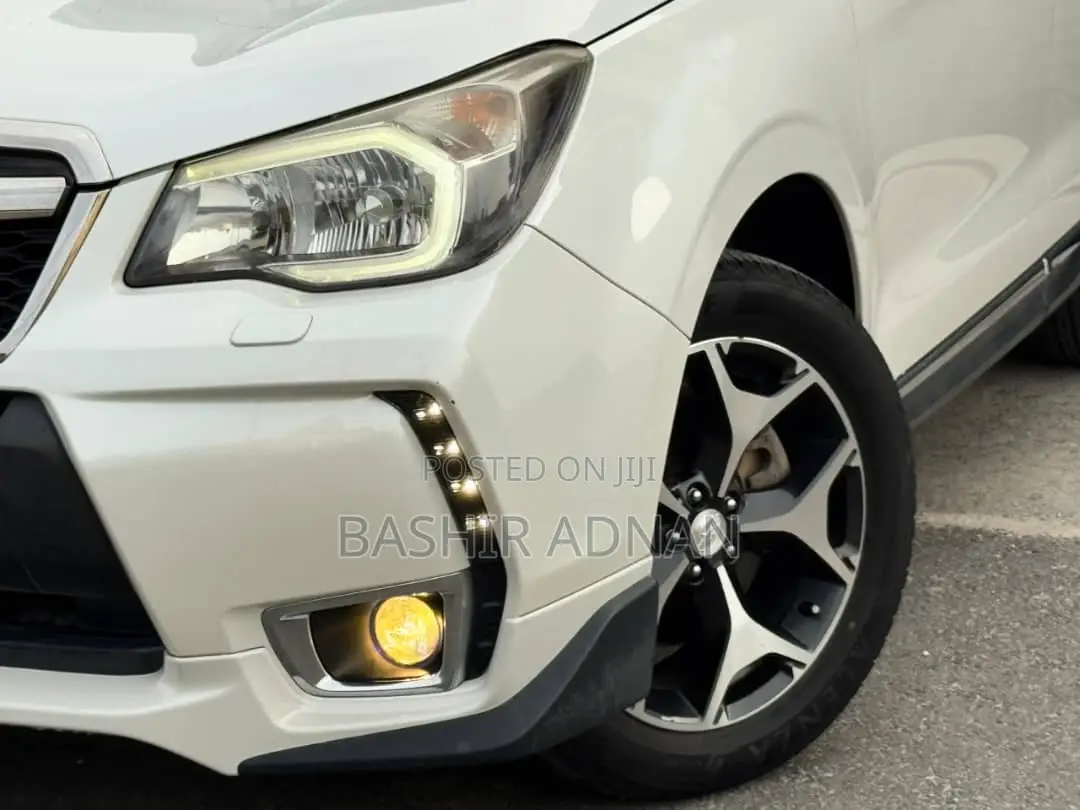 Subaru Forester 2.0XT Touring 4dr SUV AWD (2.0L 4cyl Turbo CVT) 2014 White