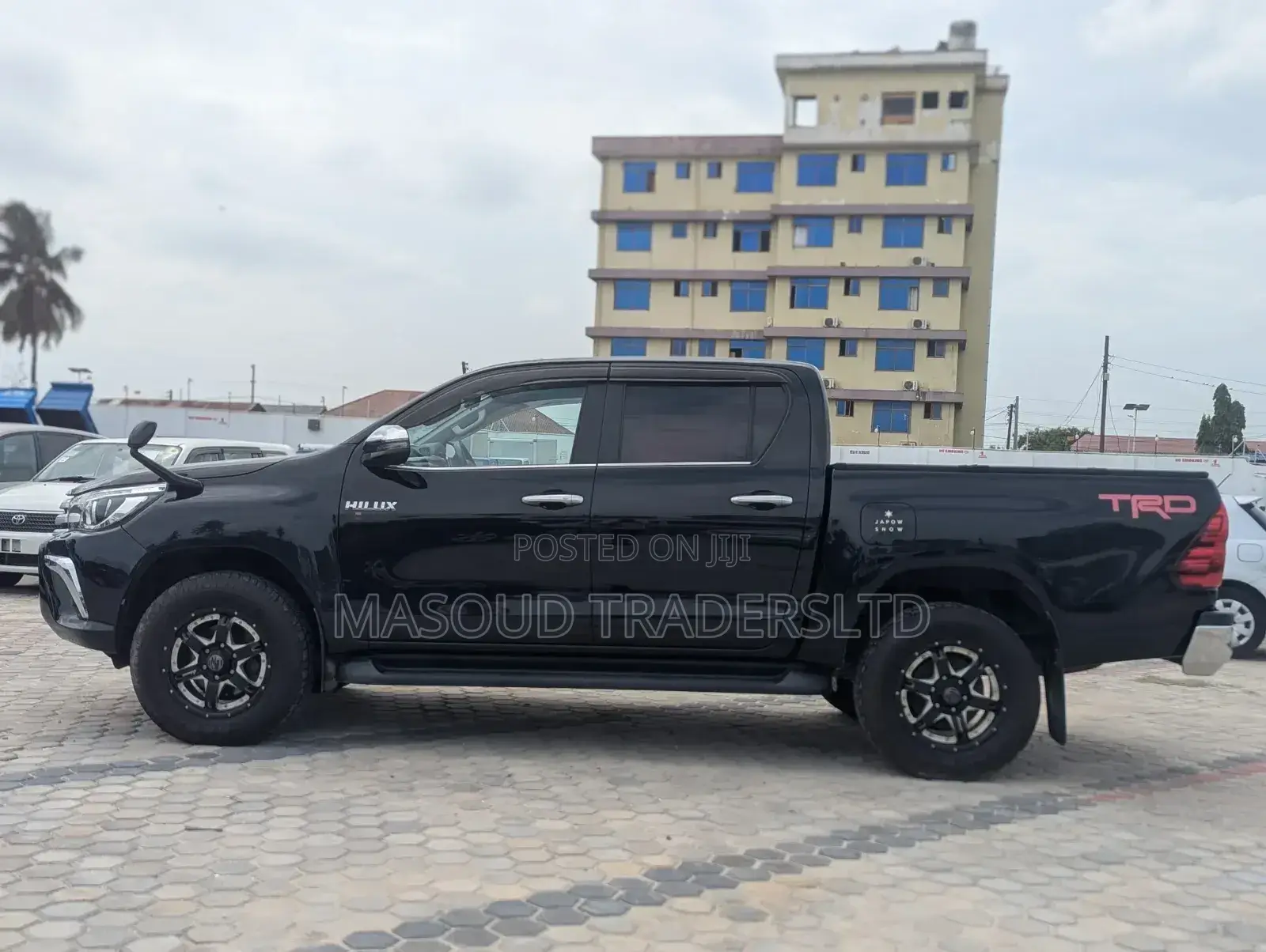Toyota Hilux Rogue 4x4 2018 Black