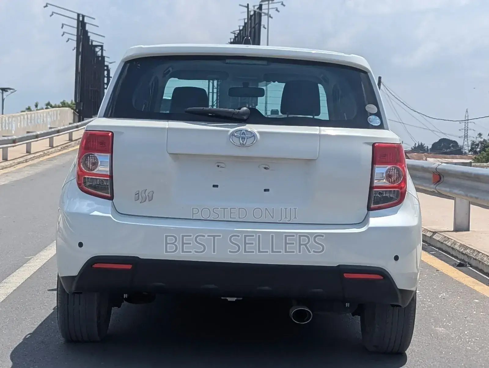 Toyota IST 2008 White