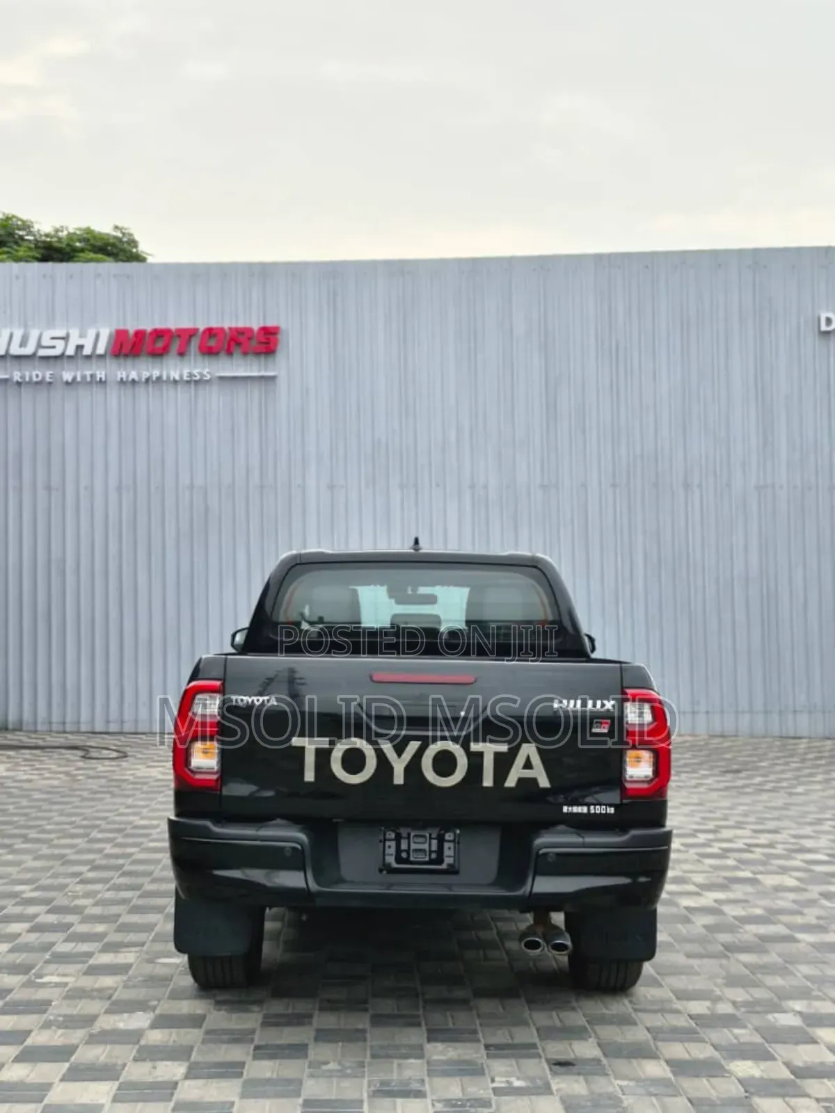 Toyota Hilux 2022 Black