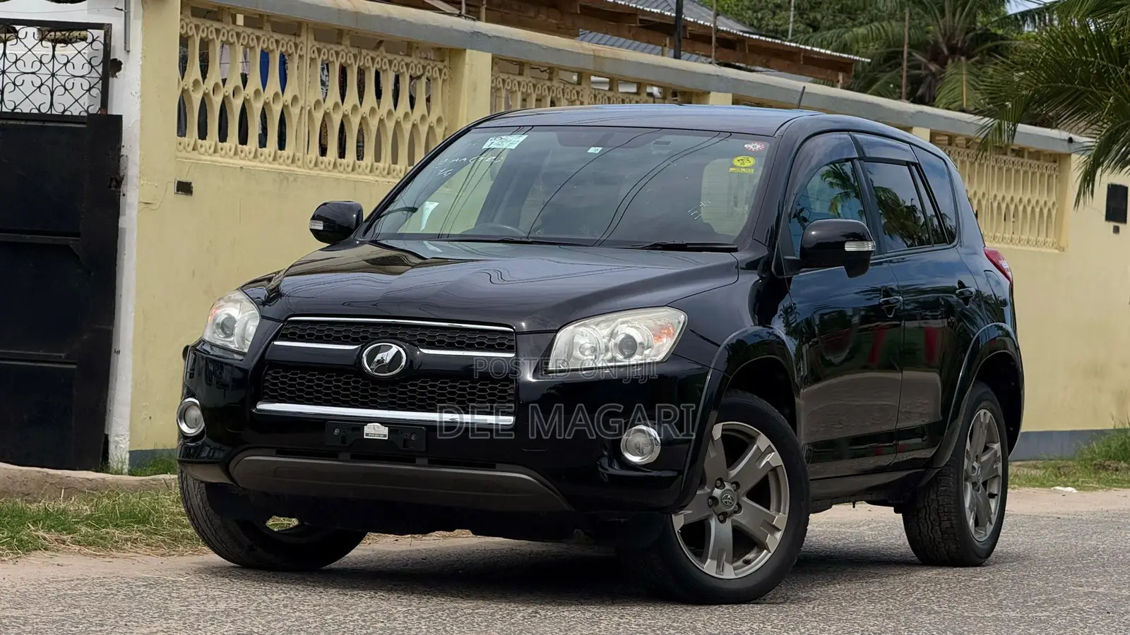 Toyota RAV4 2010 Black