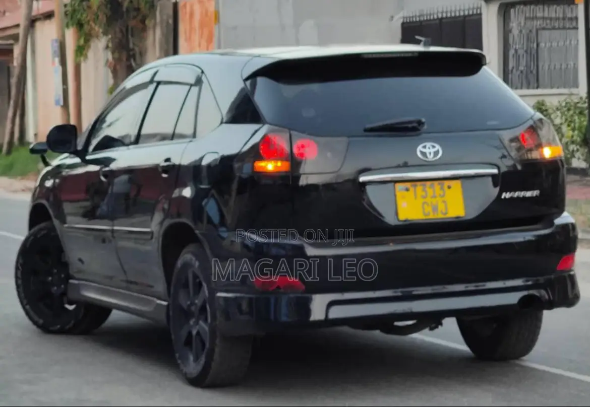 Toyota Harrier 2005 Black