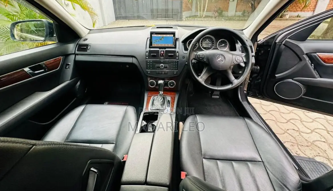 Mercedes-Benz C-Class 2008 Black