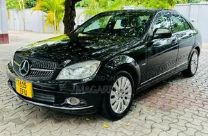 Mercedes-Benz C-Class 2008 Black