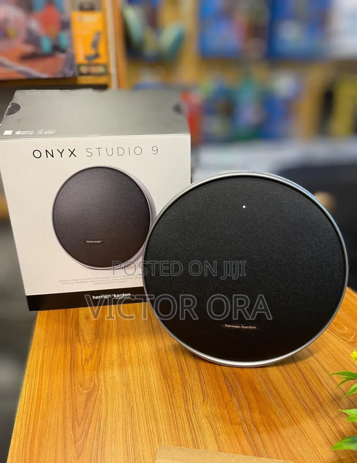 Herman Hardon Onyx Studio 9 Speaker
