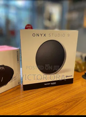 Herman Hardon Onyx Studio 9 Speaker