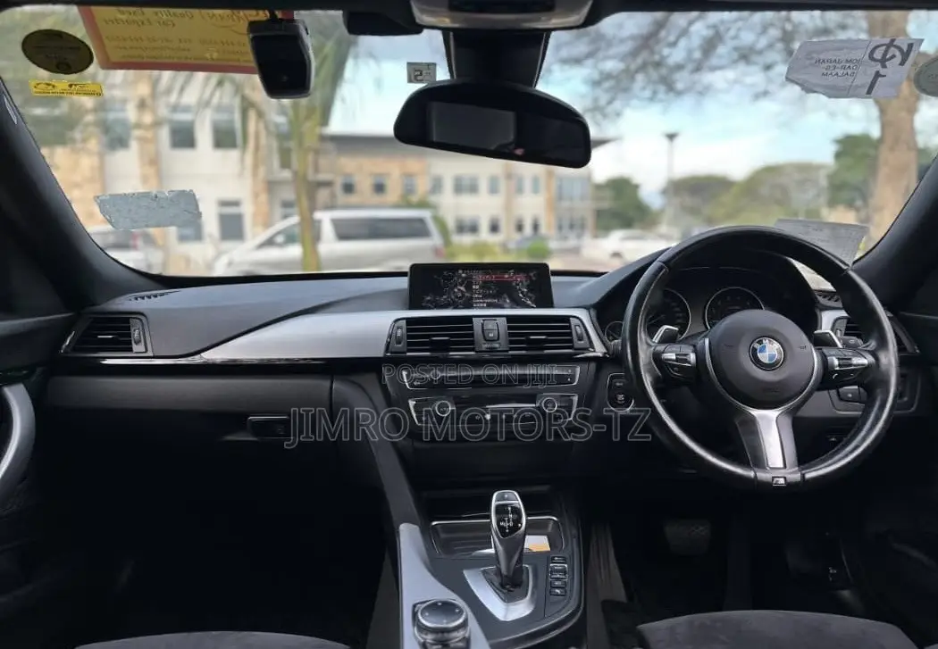 BMW 3 Series 2016 White