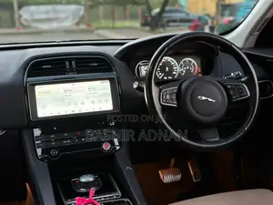 Jaguar F-Pace 20d 2017 Beige
