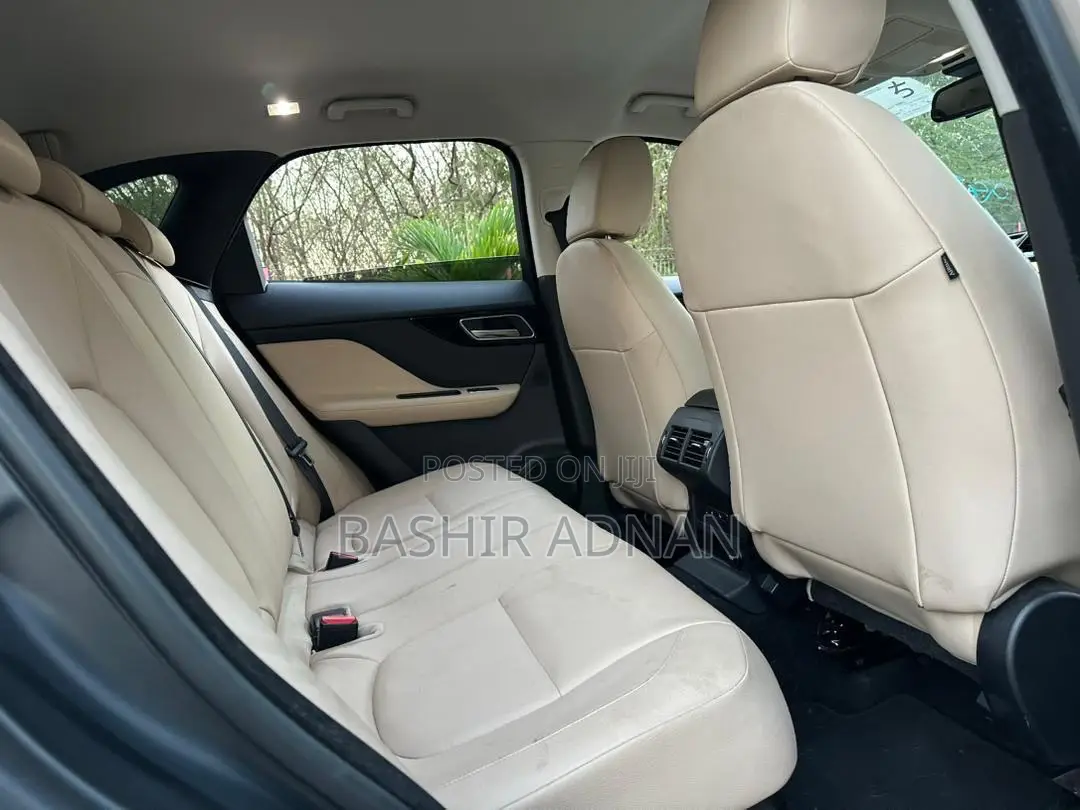 Jaguar F-Pace 20d 2017 Beige