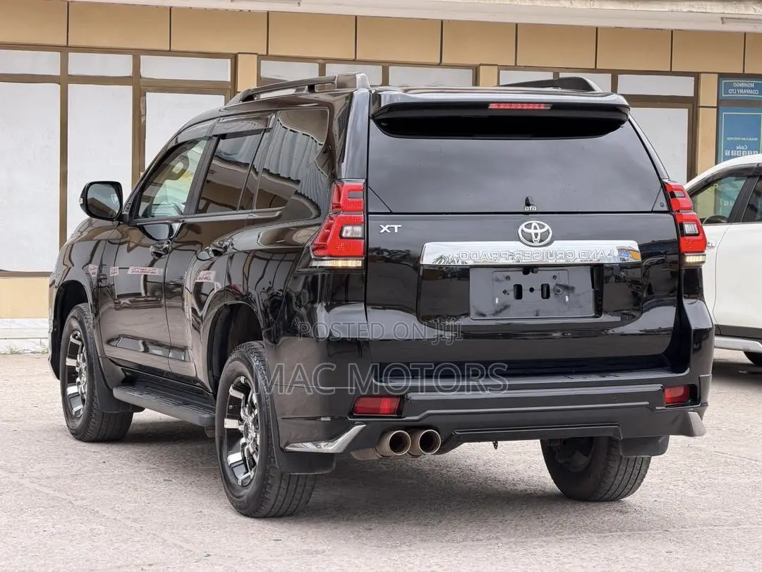 Toyota Land Cruiser Prado 2.7 2020 Black