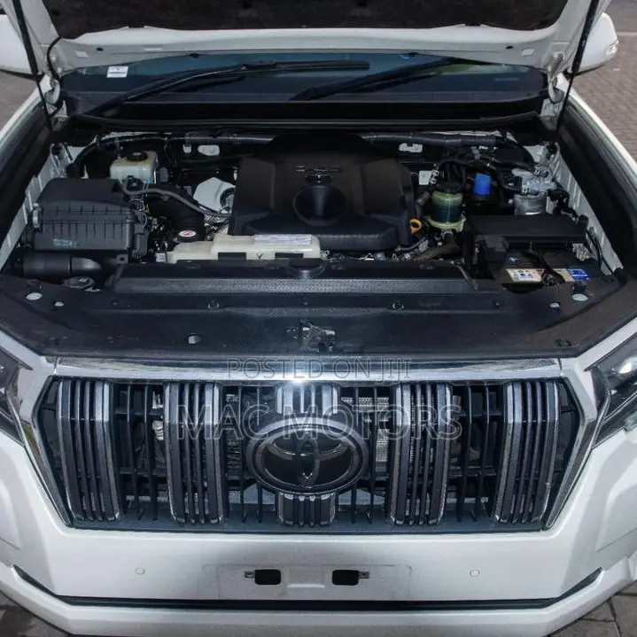 Toyota Land Cruiser Prado 2019 White