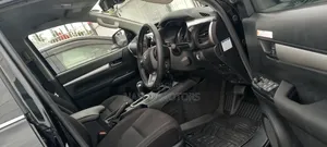 Toyota Hilux 2022 Black