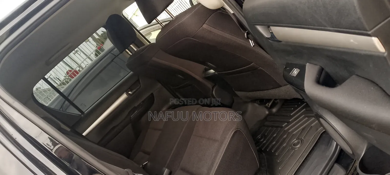 Toyota Hilux 2022 Black