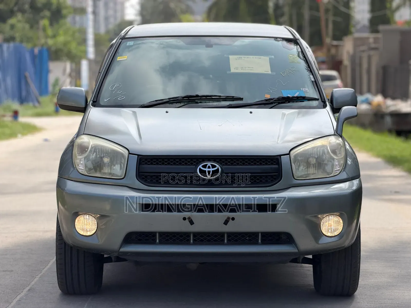 Toyota RAV4 2005 Gold