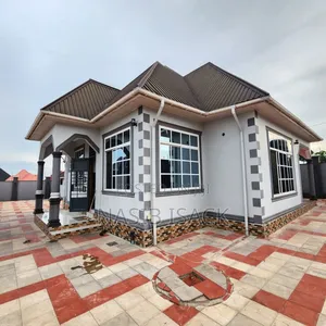 Furnished 3bdrm House in Buswelu for sale