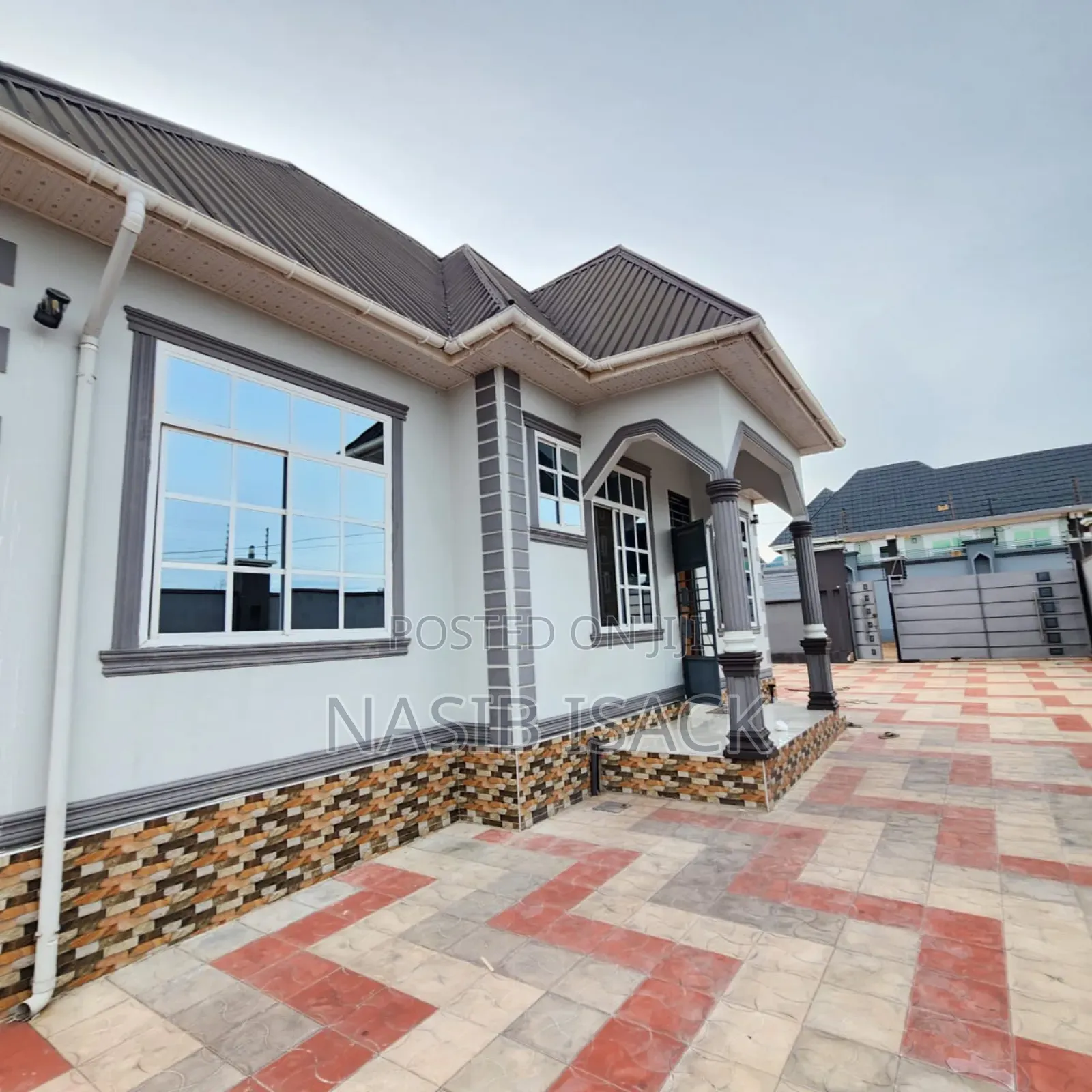 Furnished 3bdrm House in Buswelu for sale