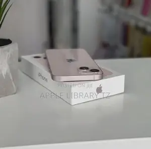 New Apple iPhone 13 128 GB White