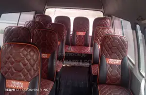 Toyota HiAce 2002 White
