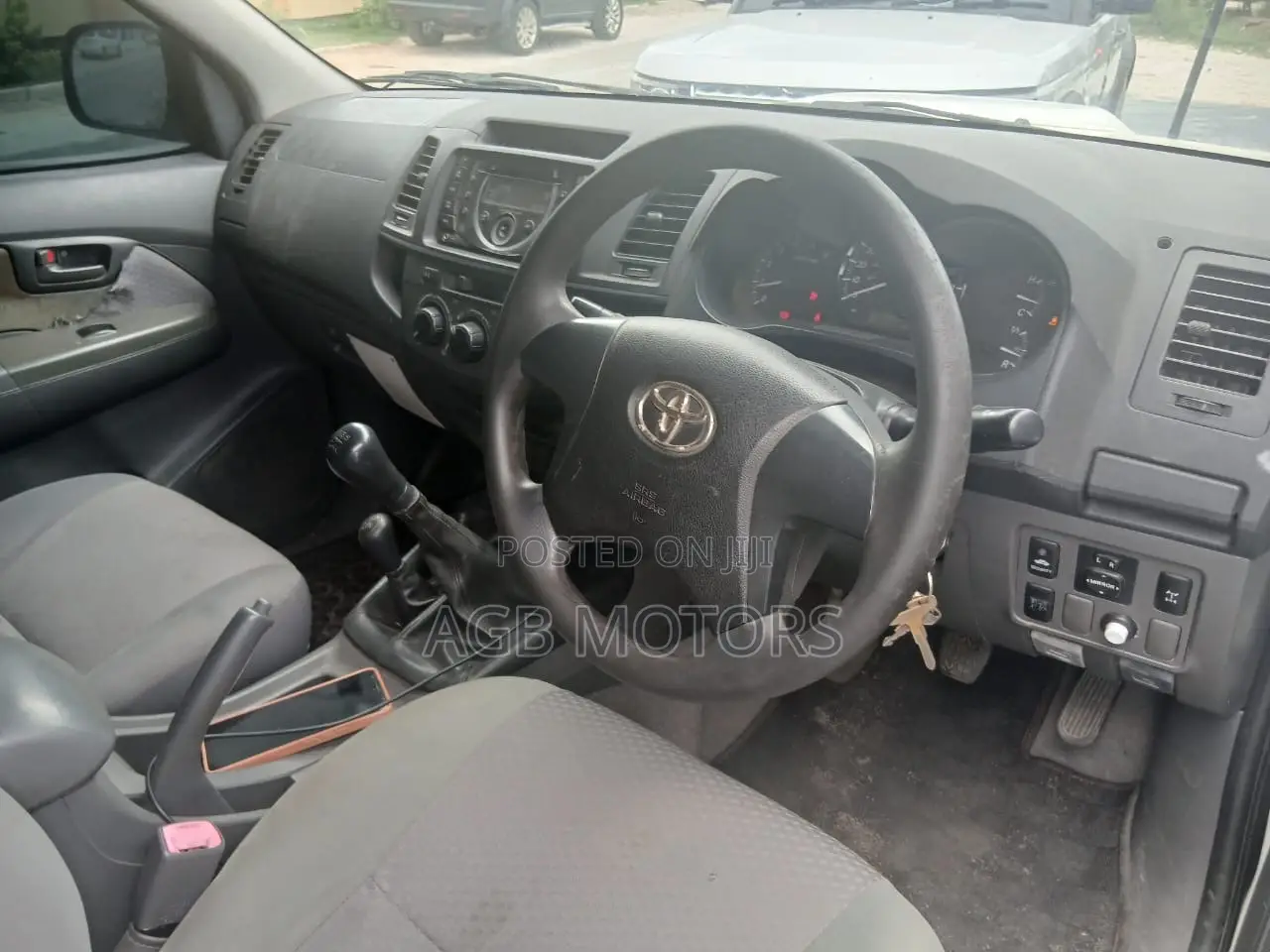 Toyota Hilux 3.0 D-4D 4x4 2014 White