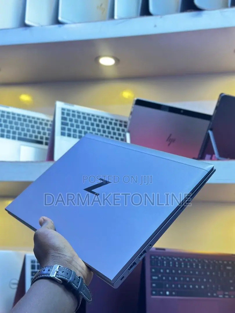 Laptop HP ZBook Firefly 14 G7 16GB Intel Core I5 SSD 256GB