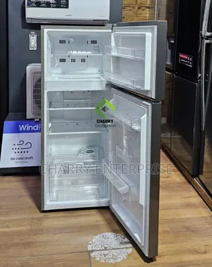 *Lg Refrigerator  Model: Gn-B202sqbb 205l