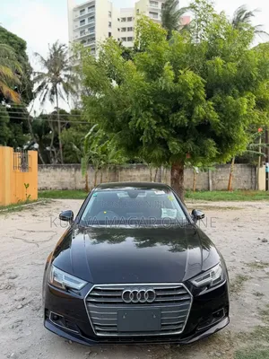 Audi A4 2017 Black