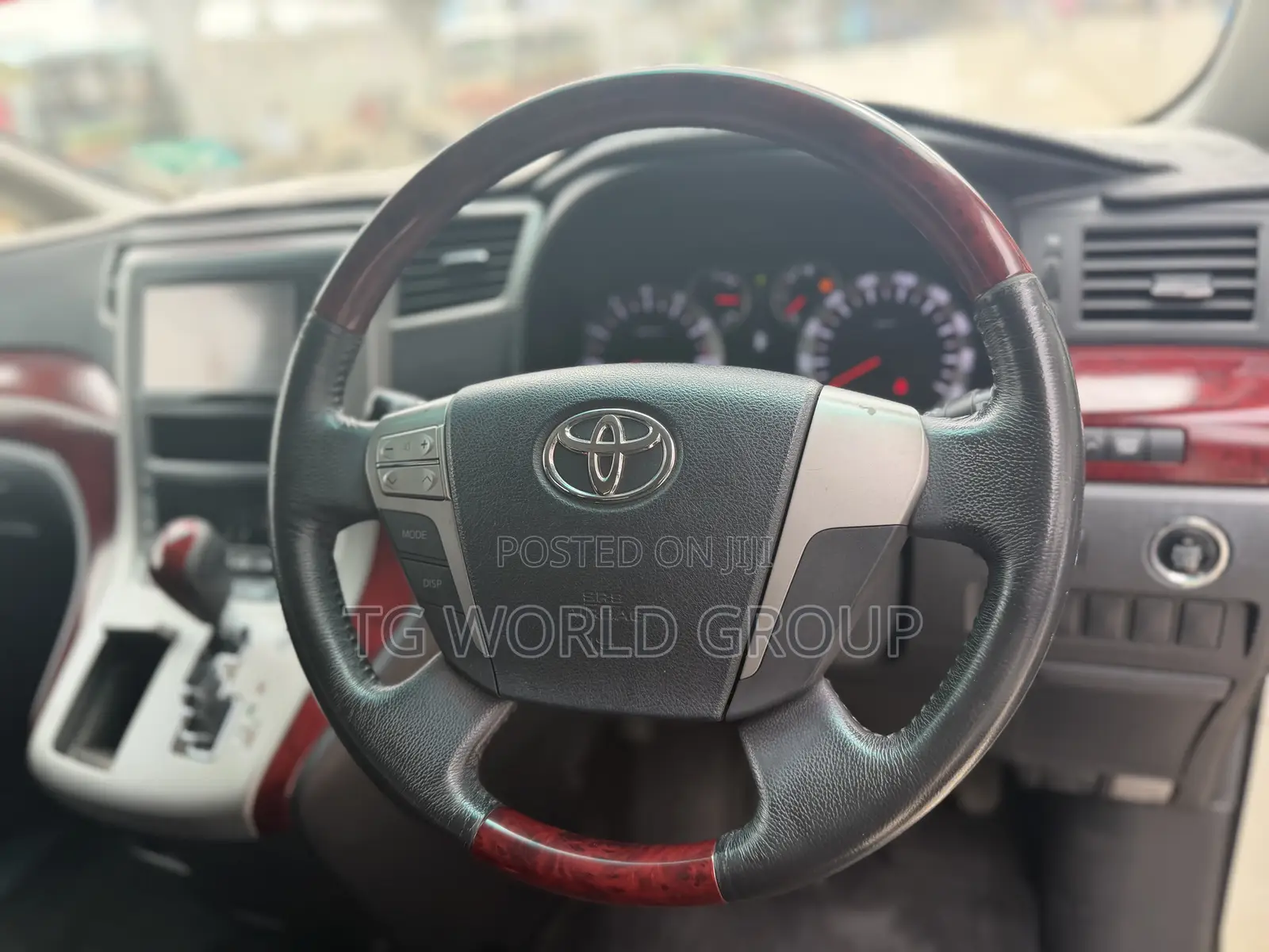 Toyota Alphard 2.4 Petrol FWD 2010 White