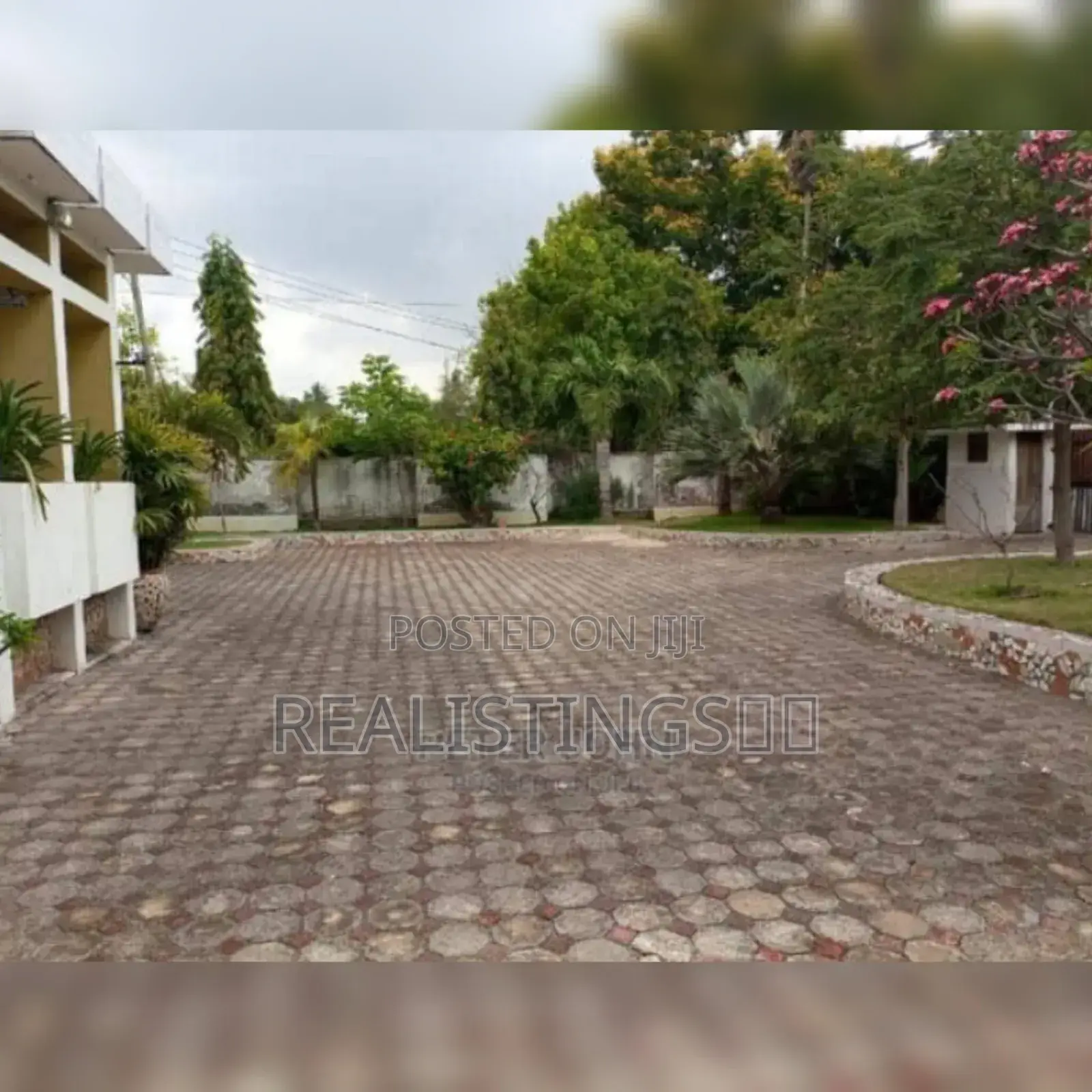 4bdrm Mansion in Landhome🏠🏭 Tz🇹🇿, Mikocheni for sale