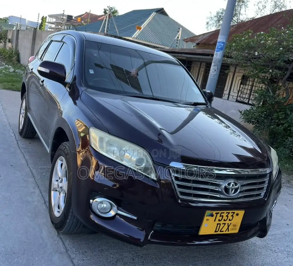 Toyota Vanguard 2011 Maroon