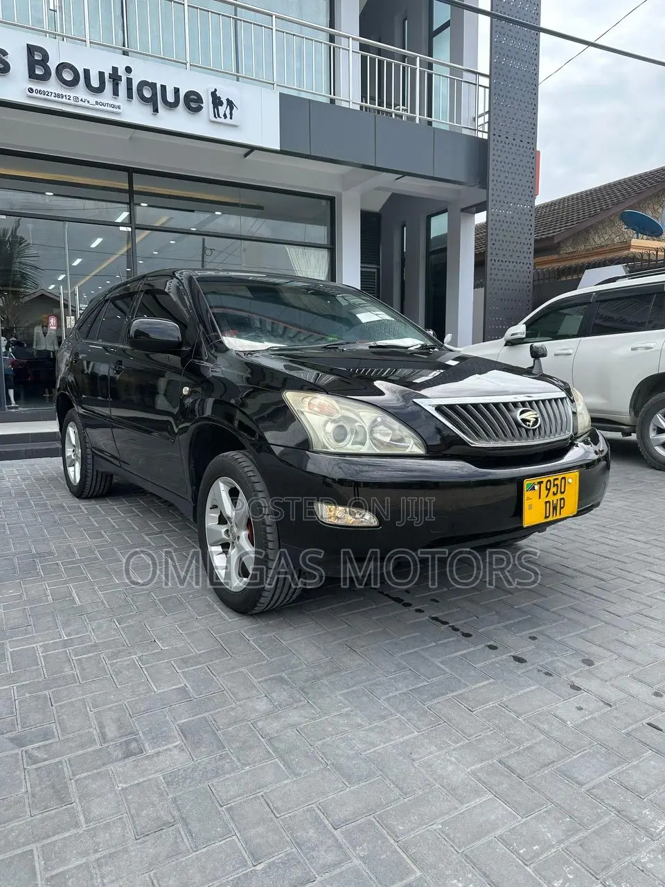 Toyota Harrier 3.0 V6 2004 Black
