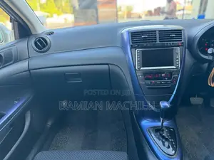 Toyota Caldina 2005 Silver