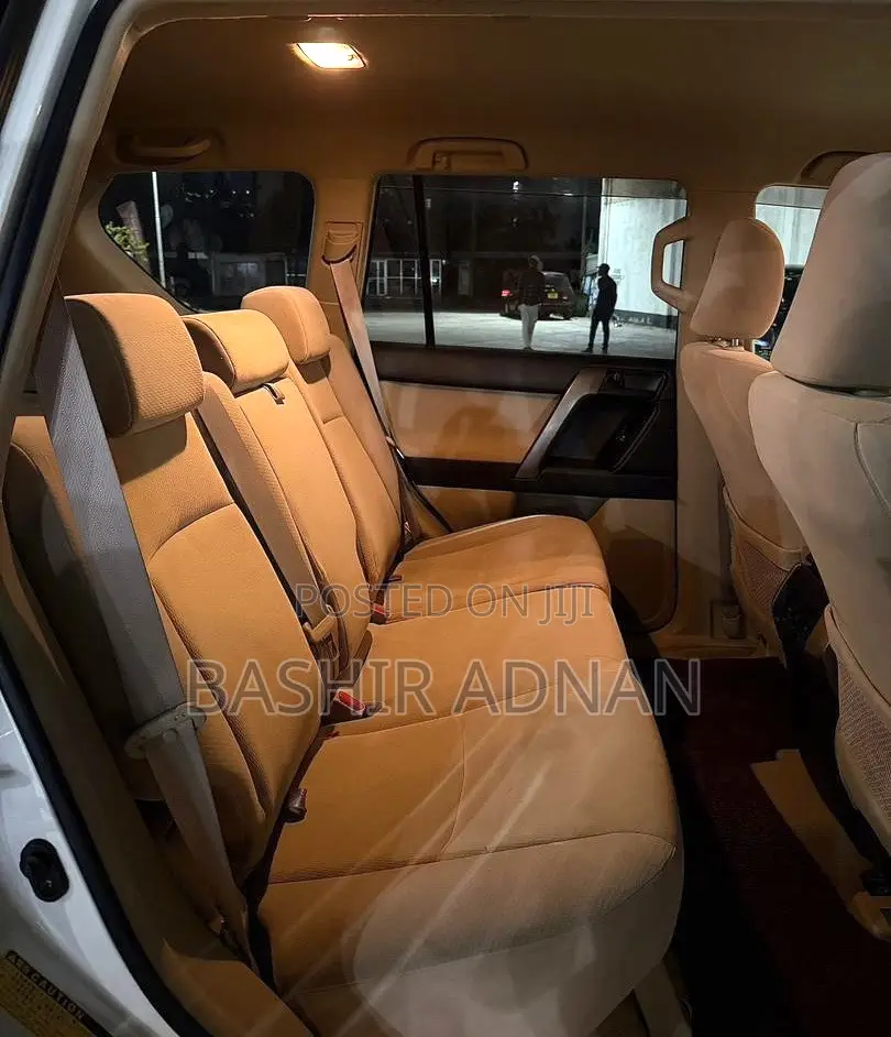 Toyota Land Cruiser Prado 2.7 i 2012 White