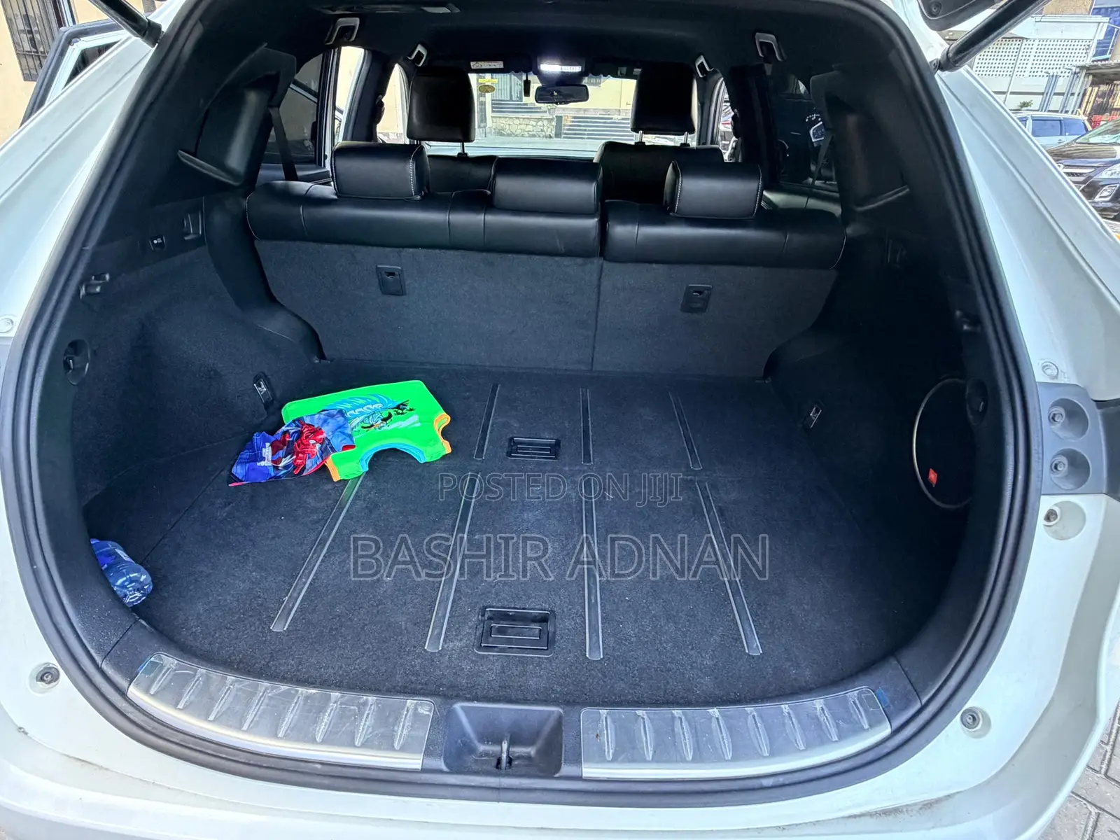 Toyota Harrier 2.0 2016 White