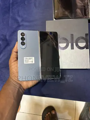 New Samsung Galaxy Z Fold4 256 GB Black