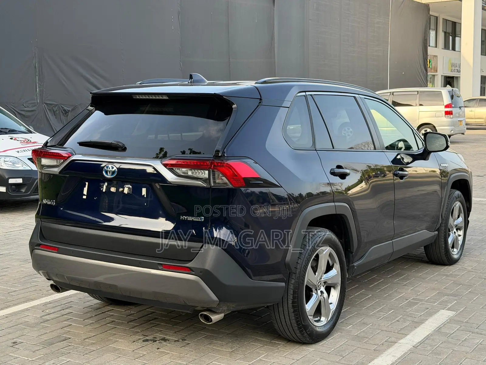 Toyota RAV4 2020 Blue