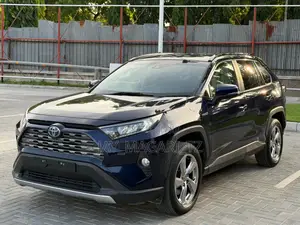 Toyota RAV4 2020 Blue