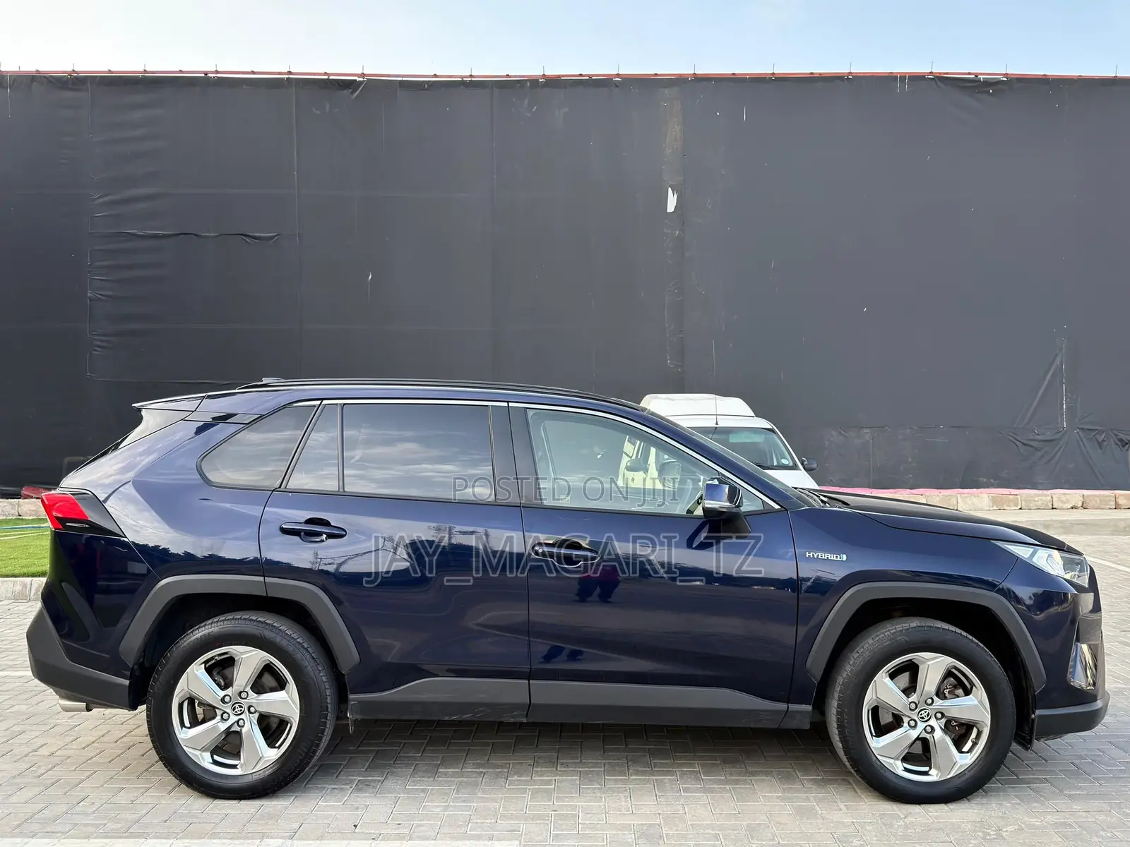 Toyota RAV4 2020 Blue