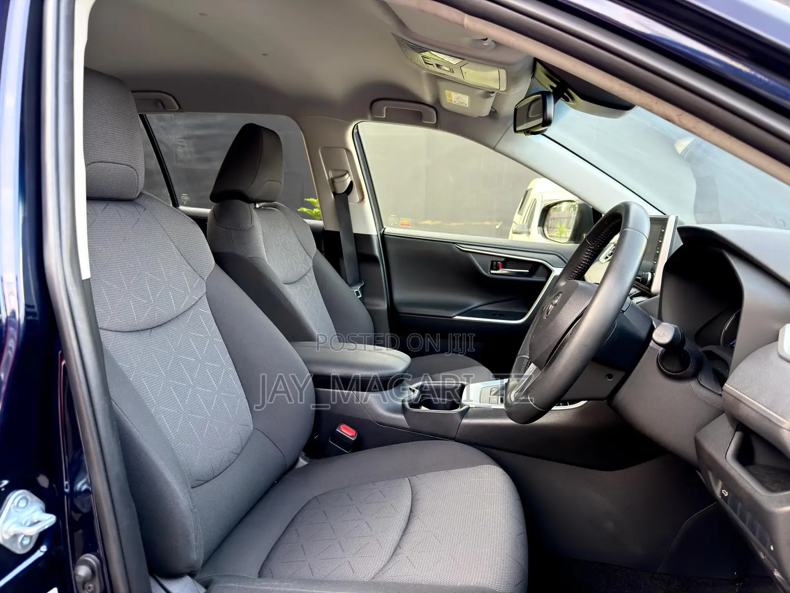 Toyota RAV4 2020 Blue